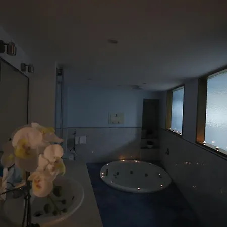 לינה וארוחת בוקר Domus San Martino 4*