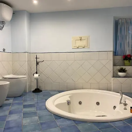 Domus San Martino Bed & Breakfast Naples